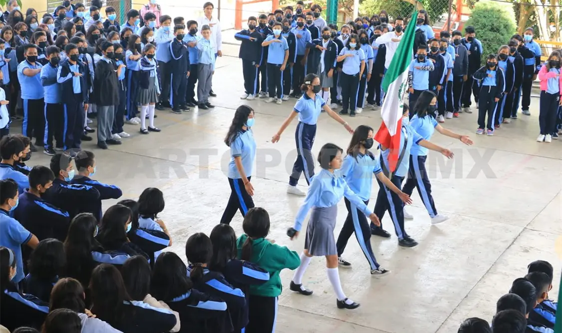 Regresan a clases alumnos de Bochil