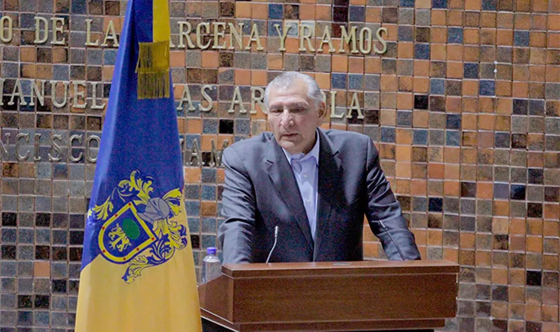 Fortalece Adán su posicionamiento