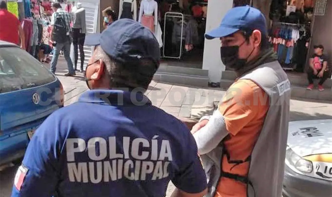 Se llevó a cabo el exhorto a los vendedores ambulantes irregulares para el retiro voluntario. CP