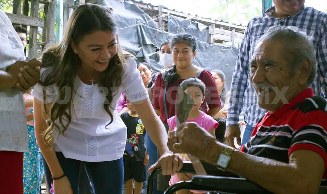 Inicia Sasil de León jornada de trabajo en la capital