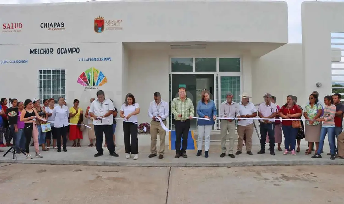 Entrega edil Casa de Salud en Melchor Ocampo