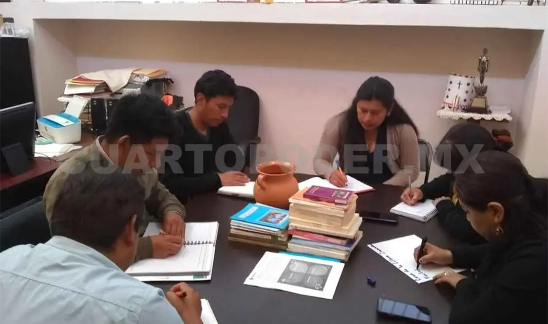 Realizan encuentro de promotores culturales