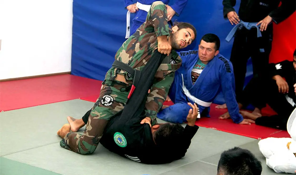Top Brother imparte seminario de Jiu-Jitsu