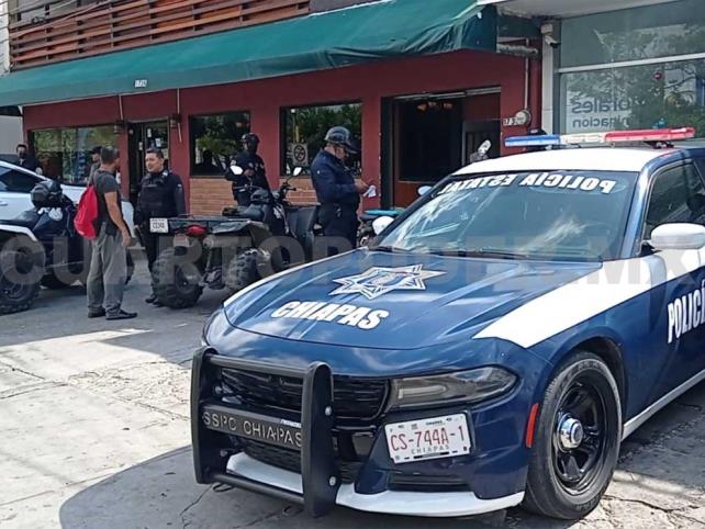 Arrebatan 300 mil pesos a empleados de financiera Arrebatan 300 mil pesos a empleados de financiera