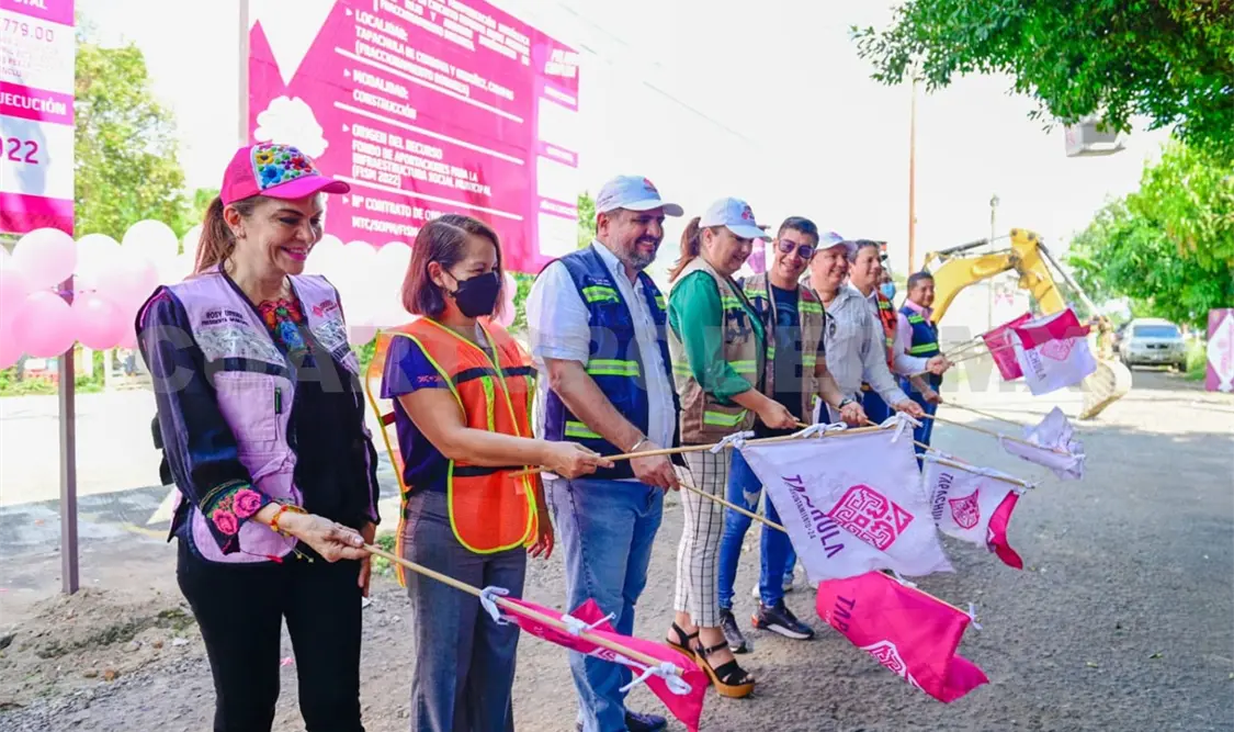 Inicia pavimentación en fraccionamiento Bonanza
