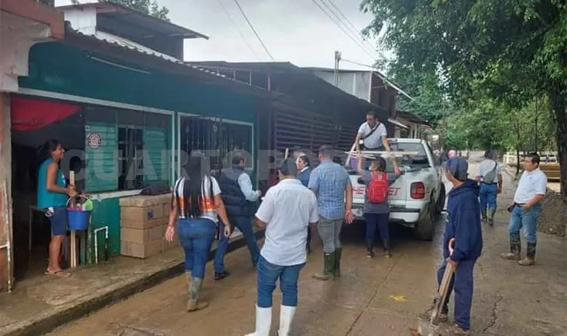 Alcaldías trabajan para restablecer servicios