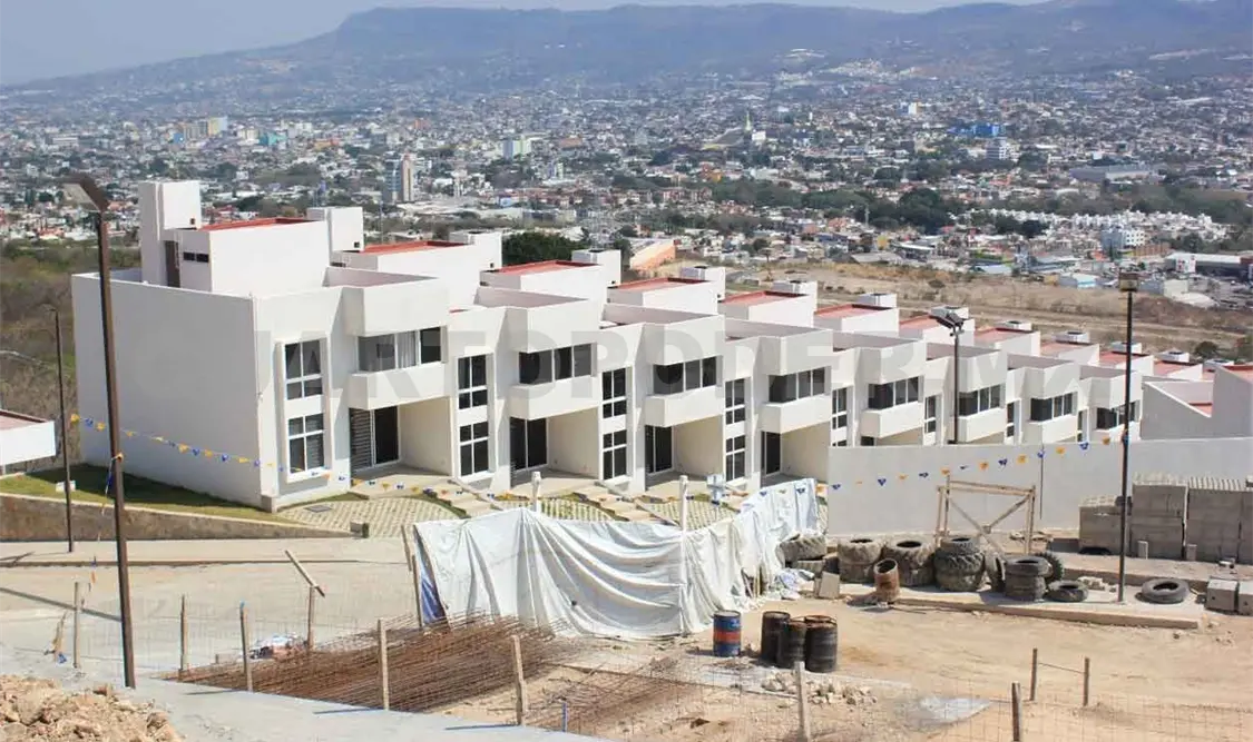 Casi 70 % de viviendas tienen algún rezago