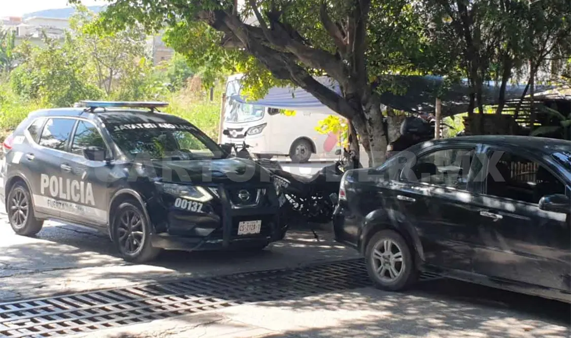Familia es asaltada; 100 mil pesos, el botín
