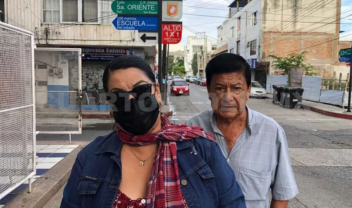 Piden reinstalación de la directora de la ESE vespertino