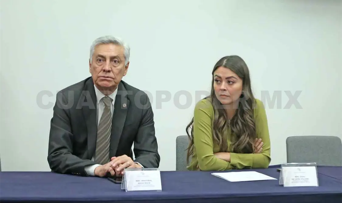 Participa en aprobación de moneda conmemorativa