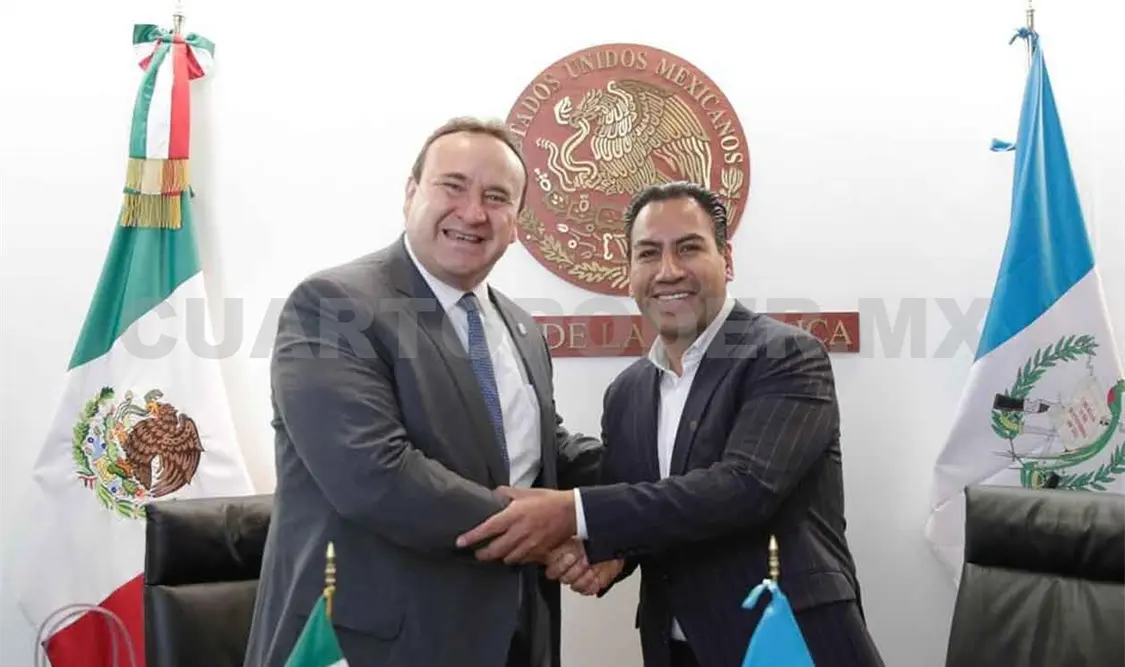 Recibe ERA a embajador de Guatemala en México