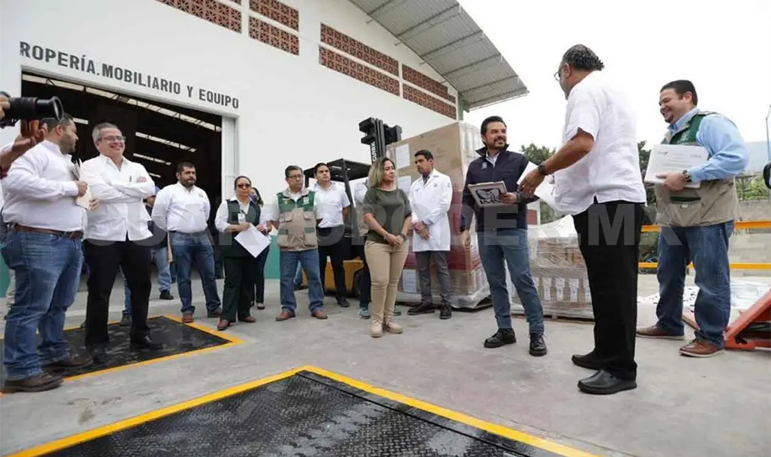 Supervisa Zoé Robledo llegada de equipos