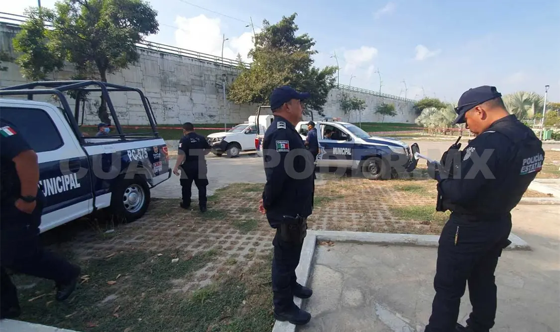 Fallece indigente en un parque de Tuxtla
