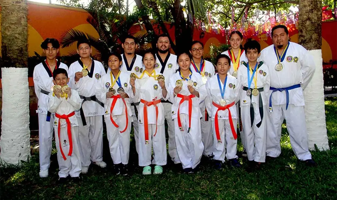 Destacada participación de la escuela Fénix