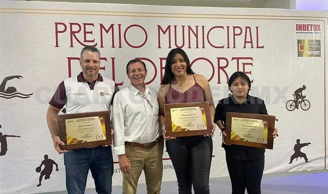 Autoridades entregan Premio Municipal del Deporte