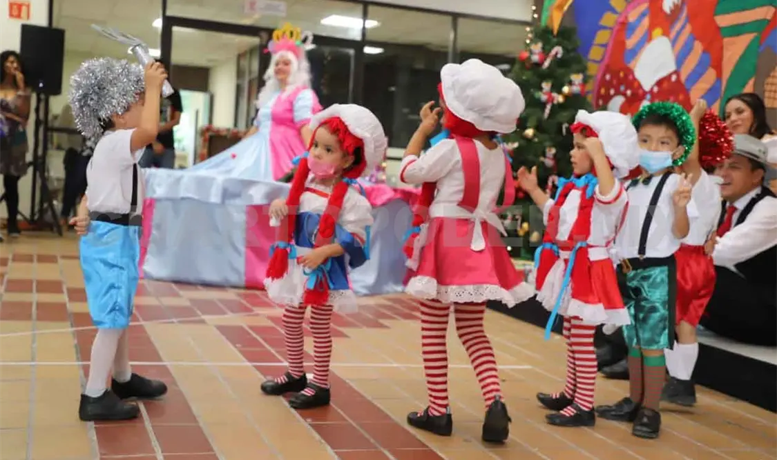 Realizan el Festival Navideño del Cendi “Unidos por la Paz”