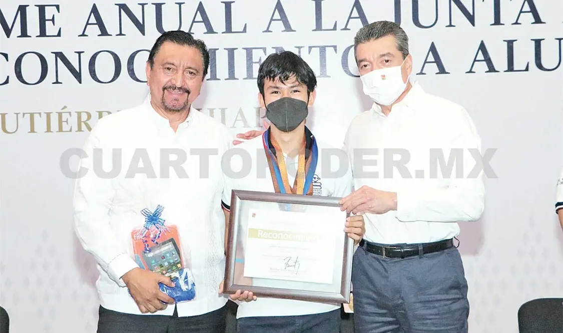 Escandón Cadenas reconoció los avances alcanzados por parte de este subsistema educativo. CP