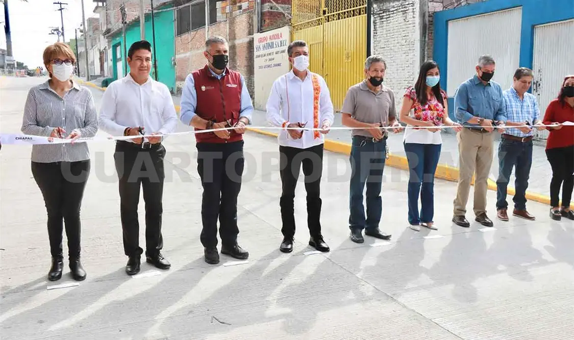 Inaugura REC obra vial en Tuxtla Gutiérrez