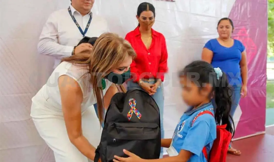 Reconoce Urbina respaldo y apoyos del DIF Chiapas