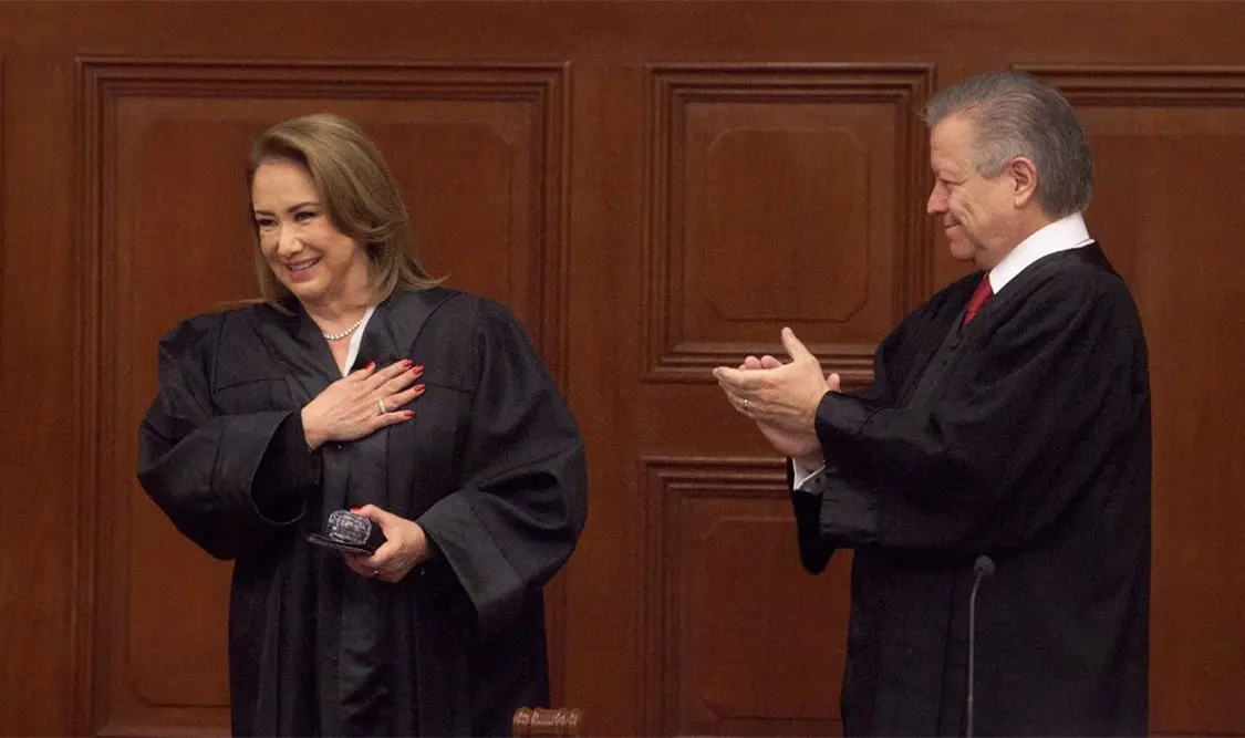 Acusan a aspirante a presidir Corte de plagiar tesis