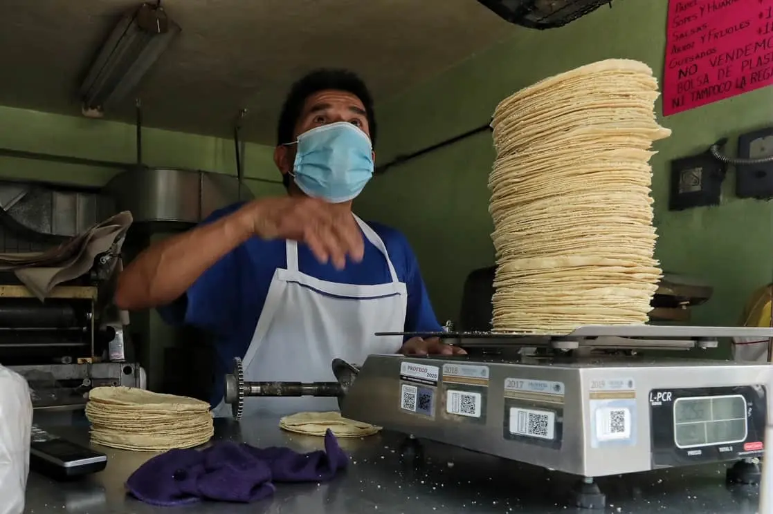 Los legisladores coincidieron en la necesidad de fortalecer los operativos para que el precio de la tortilla no exceda los acuerdos. Cortesía