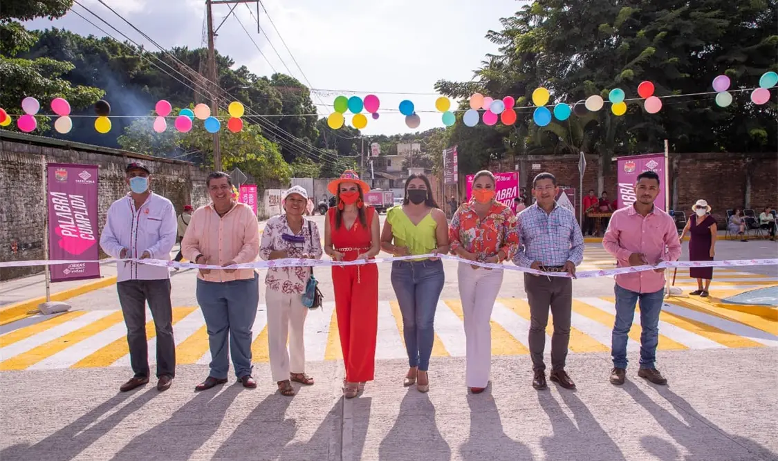 LAS OBRAS MEJORAN EL NIVEL DE VIDA DE LOS TAPACHULTECOS: ROSY URBINA