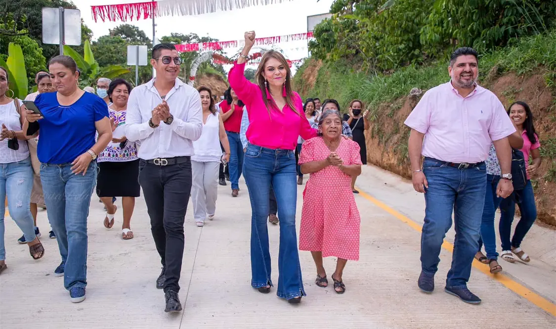 EL EJIDO “21 DE MARZO” SE INTEGRA AL PROGRESO DE TAPACHULA: ROSY URBINA
