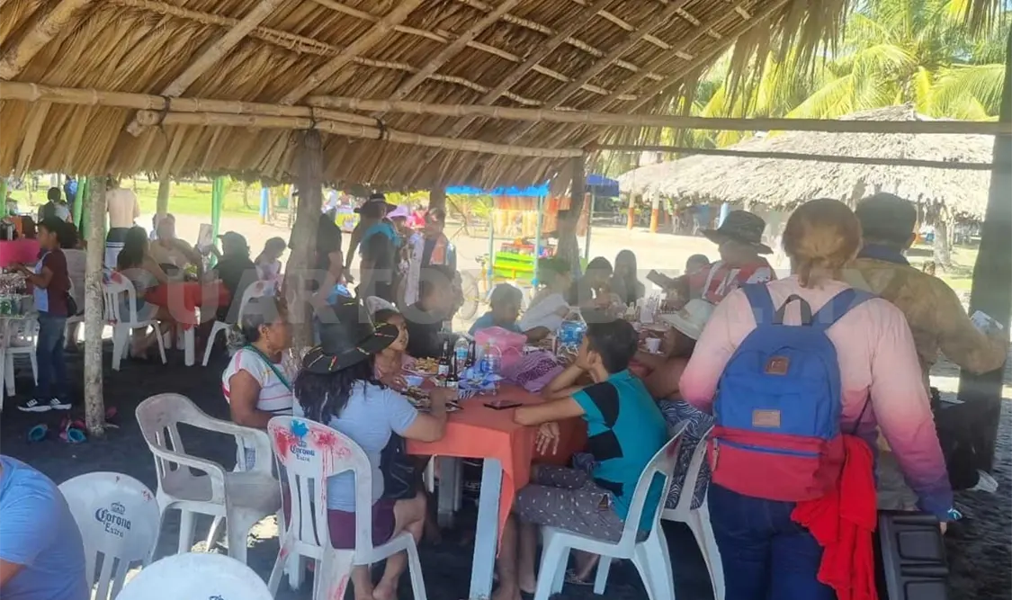 Registran buena afluencia en playas