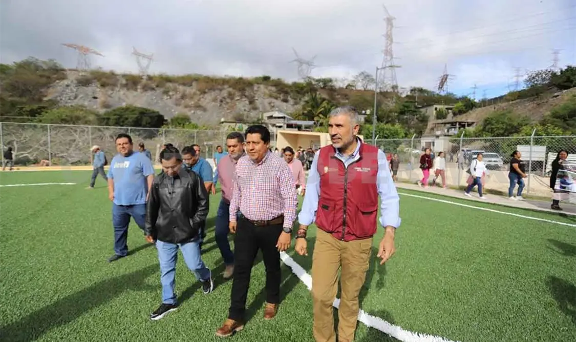Casi listo el campo de fútbol en Osumacinta