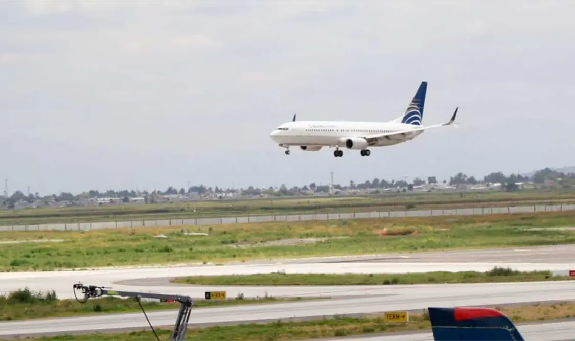 “A Biden, por amistad y diplomacia le pedimos que su avión aterrice en el Aeropuerto Internacional Felipe Ángeles”, expresó el mandatario federal. Cortesía