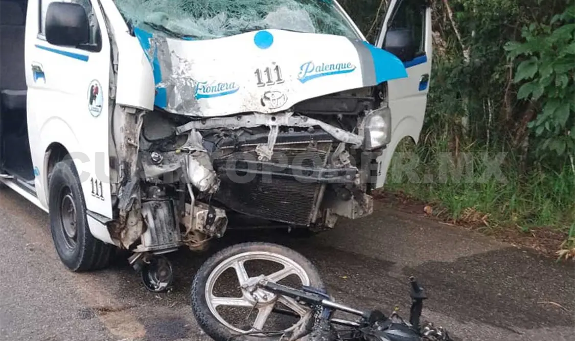 Mueren dos motociclistas atropellados por colectivo