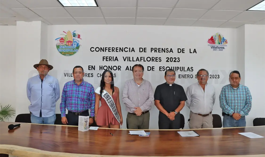 Encabeza edil conferencia sobre la Feria Villaflores