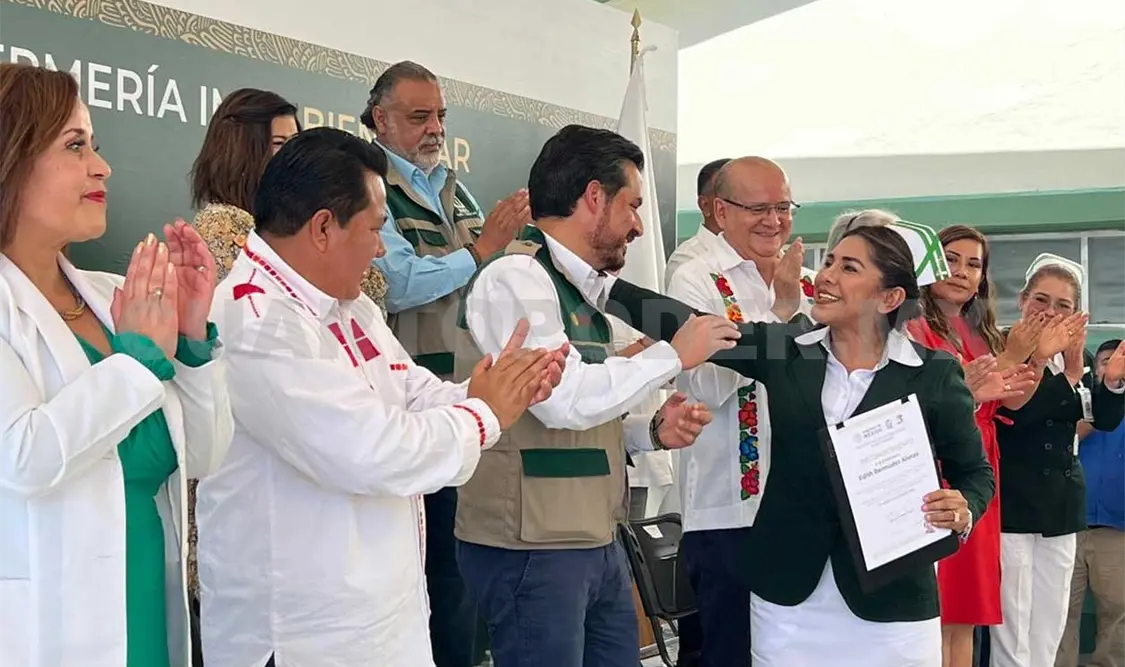 Zoé Robledo reconoció el valor del personal de enfermería del IMSS y de su compromiso con la sociedad. CP