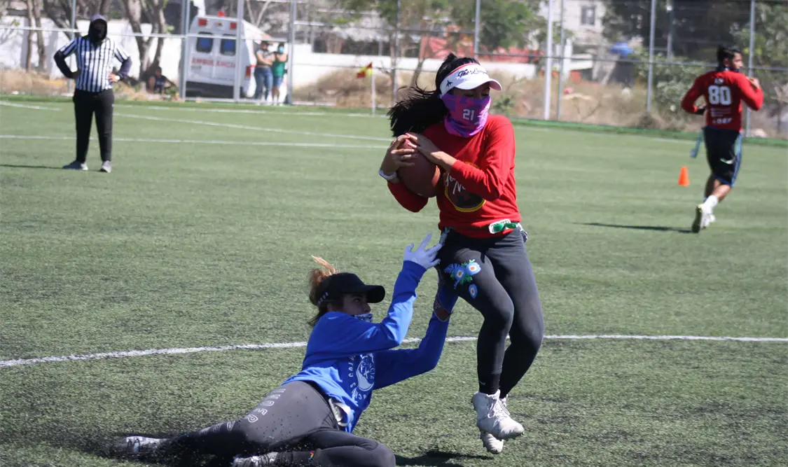 Las acciones del campeonato de Tocho Bandera tienen como sede el campo de CU de la Unicach. Cortesía
