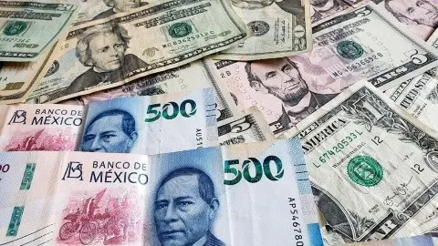 Por primera vez en casi tres años, el peso mexicano se intercambió debajo de las 19 unidades por dólar. Cortesía