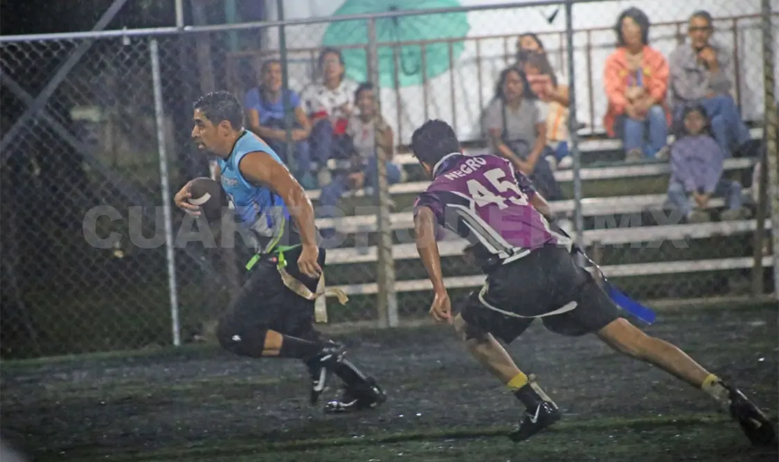 Spiders aplasta por 37-6 a JR en la semana 4