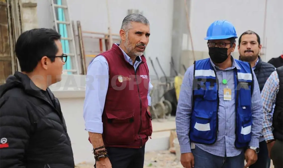 Supervisan obra en mercado público de Berriozábal