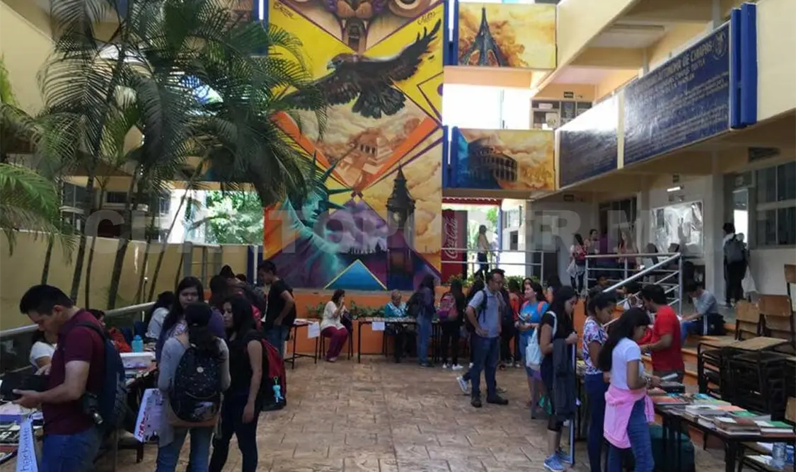 Convoca Unach al Congreso en Lenguas Modernas