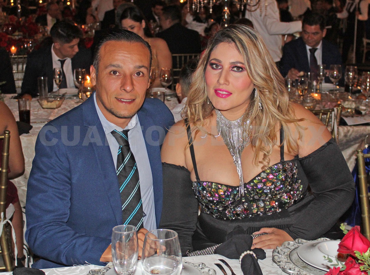 Rodolfo y Brenda contraen matrimonio