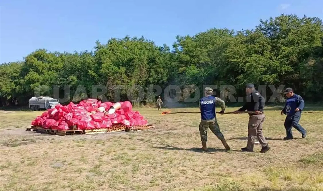 Incineran más de cinco toneladas de cocaína
