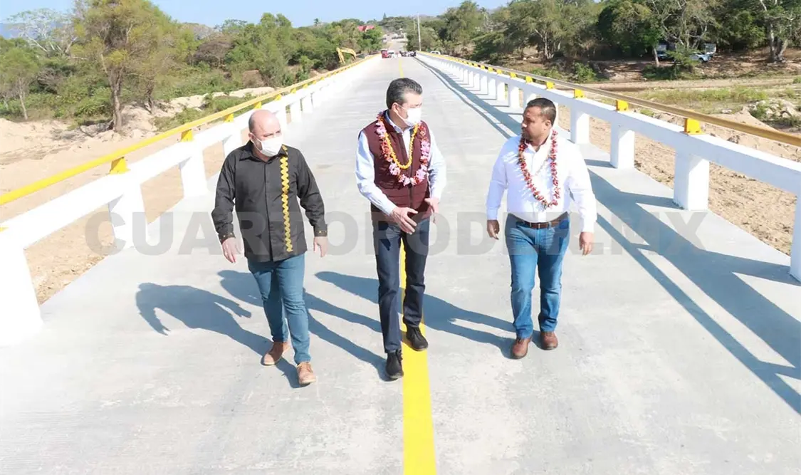Inauguran ampliación del puente vado