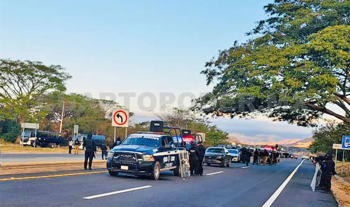 Restablecen tránsito en carretera Arriaga-Tonalá