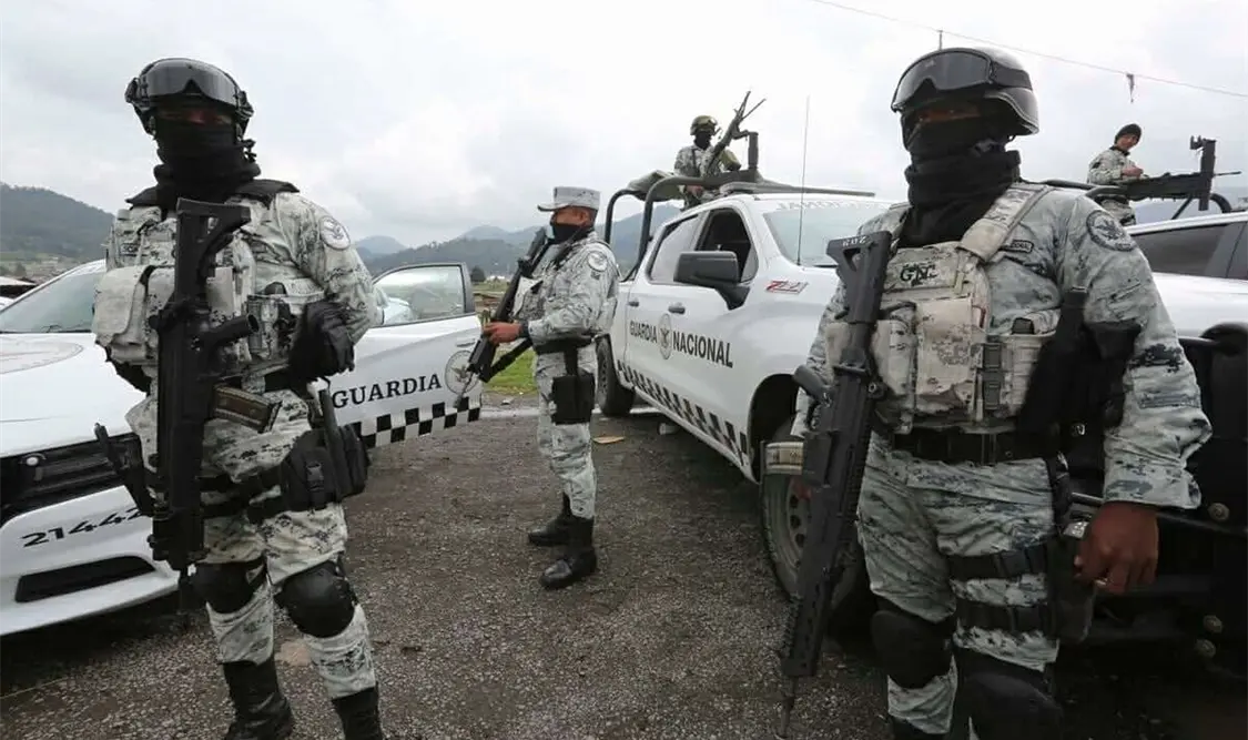 El general indicó que los elementos de la GN también van a proporcionar seguridad a las zonas arqueológicas, a las estaciones, paraderos, hoteles y aeropuertos. Cortesía