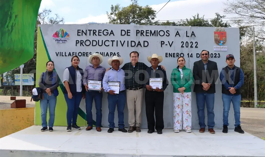 Reconoce Rosales Zuarth a productores de maíz