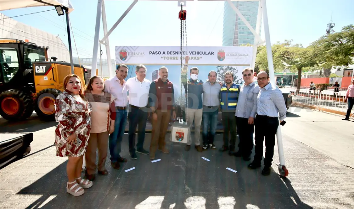 Inicia construcción del paso a desnivel de la Torre Chiapas