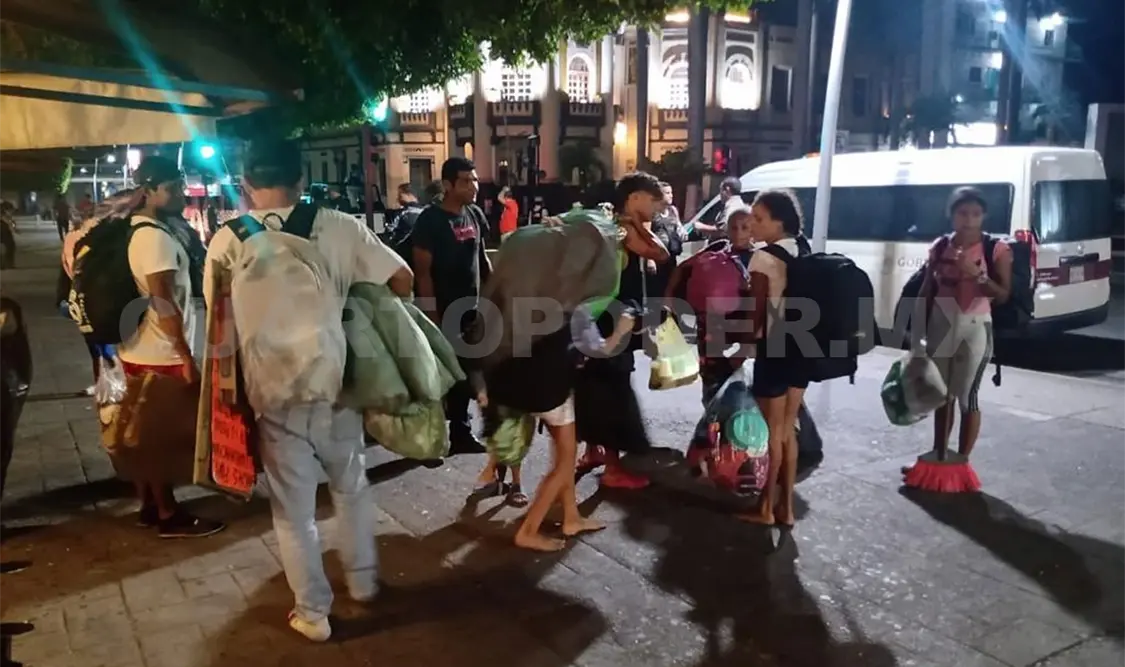 Se entregan migrantes para obtener Forma Migratoria Múltiple
