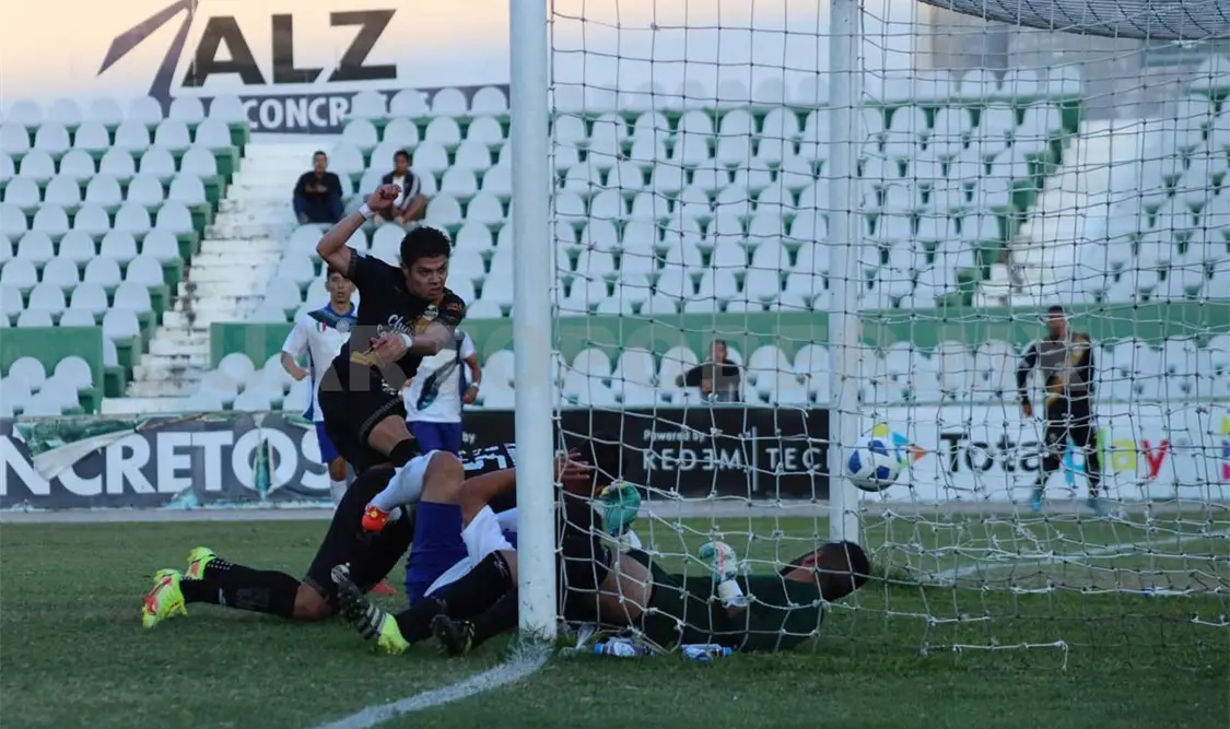 Jiménez, feliz por su paso como goleador
