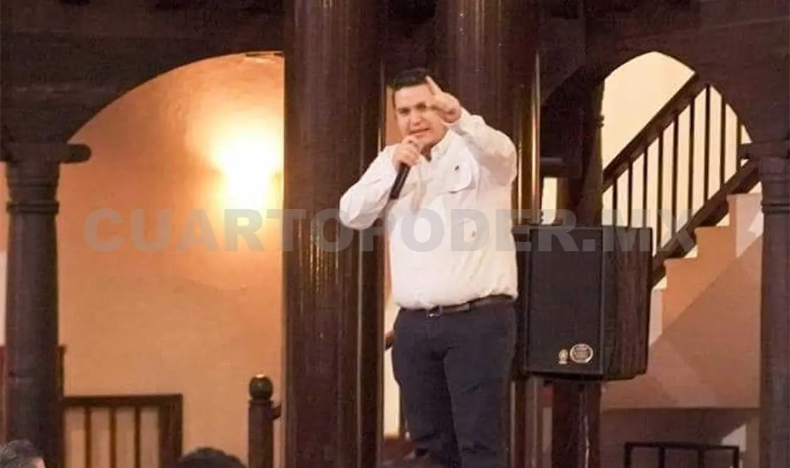 Asiste Molina a ponencia dictada en San Cristóbal