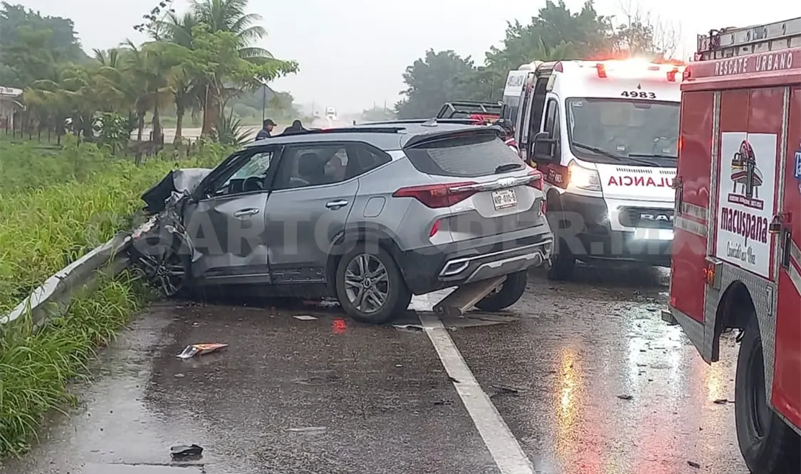 Encontronazo en la vía Villahermosa-Escárcega