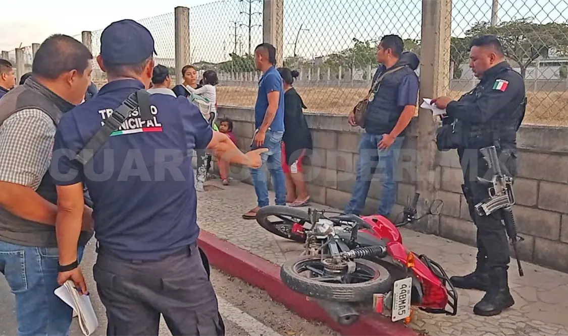 Mujer queda con un pie parcialmente amputado en derrape